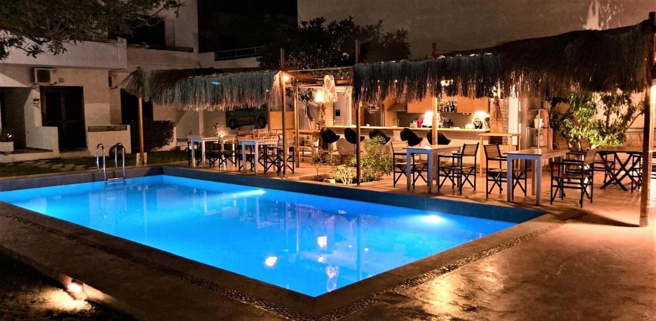 Apart Otel Tree Of Life Art Agia Marina