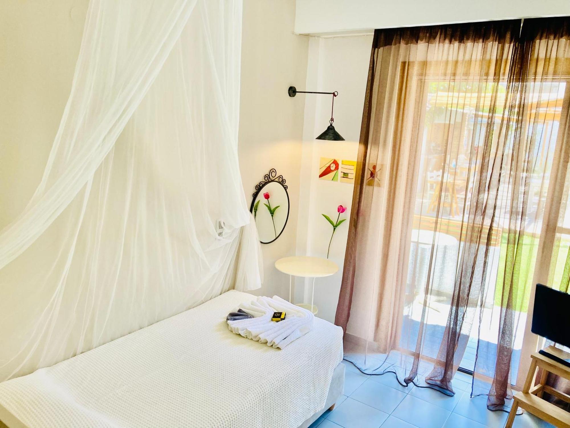 Hotel apartamentowy Tree Of Life Art Agia Marina