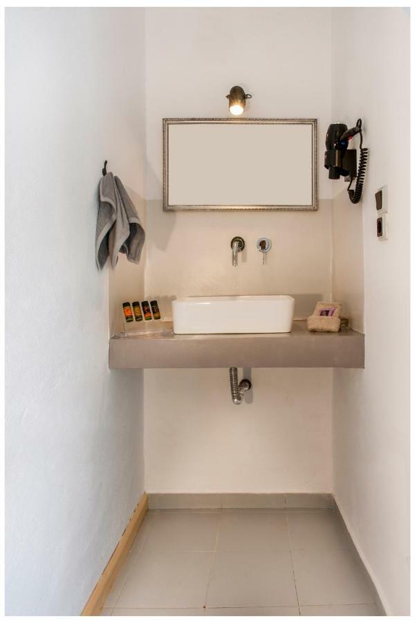 Tree Of Life Art Hotel apartamentowy 2*